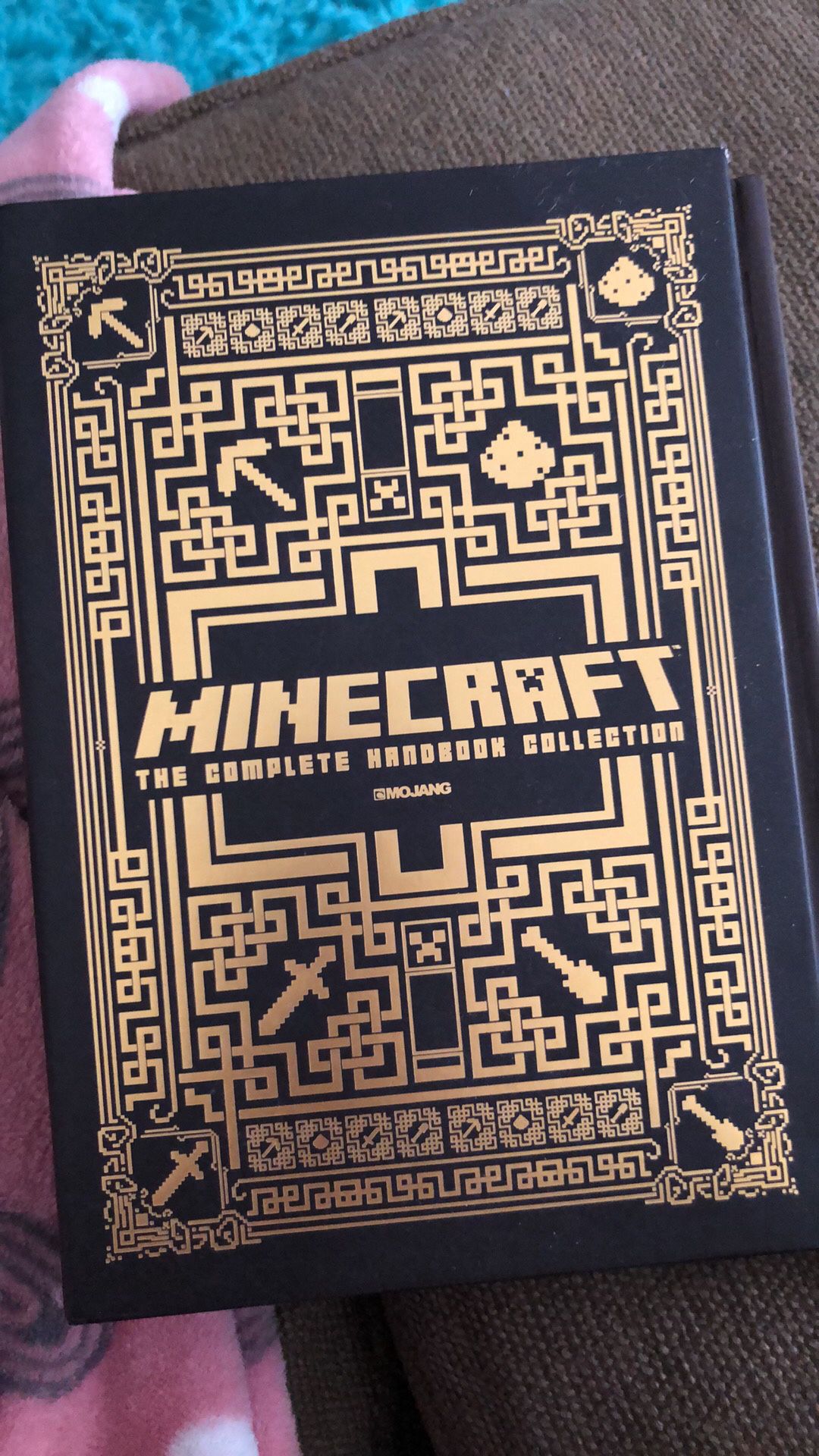 Minecraft handbook set 4 hardcover brand new