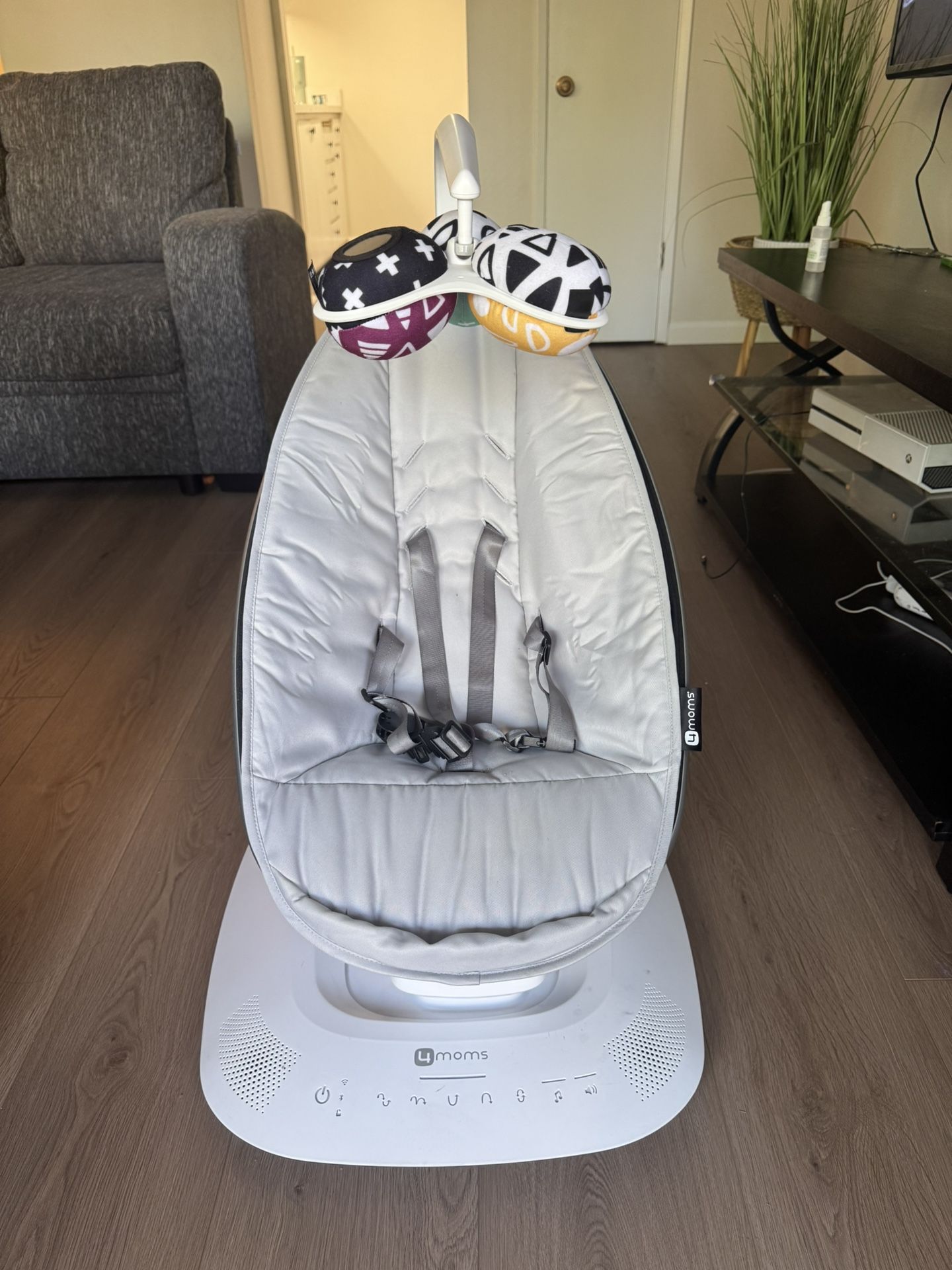 Mama Roo 4 Moms Baby Swing