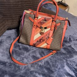 michael kors purse