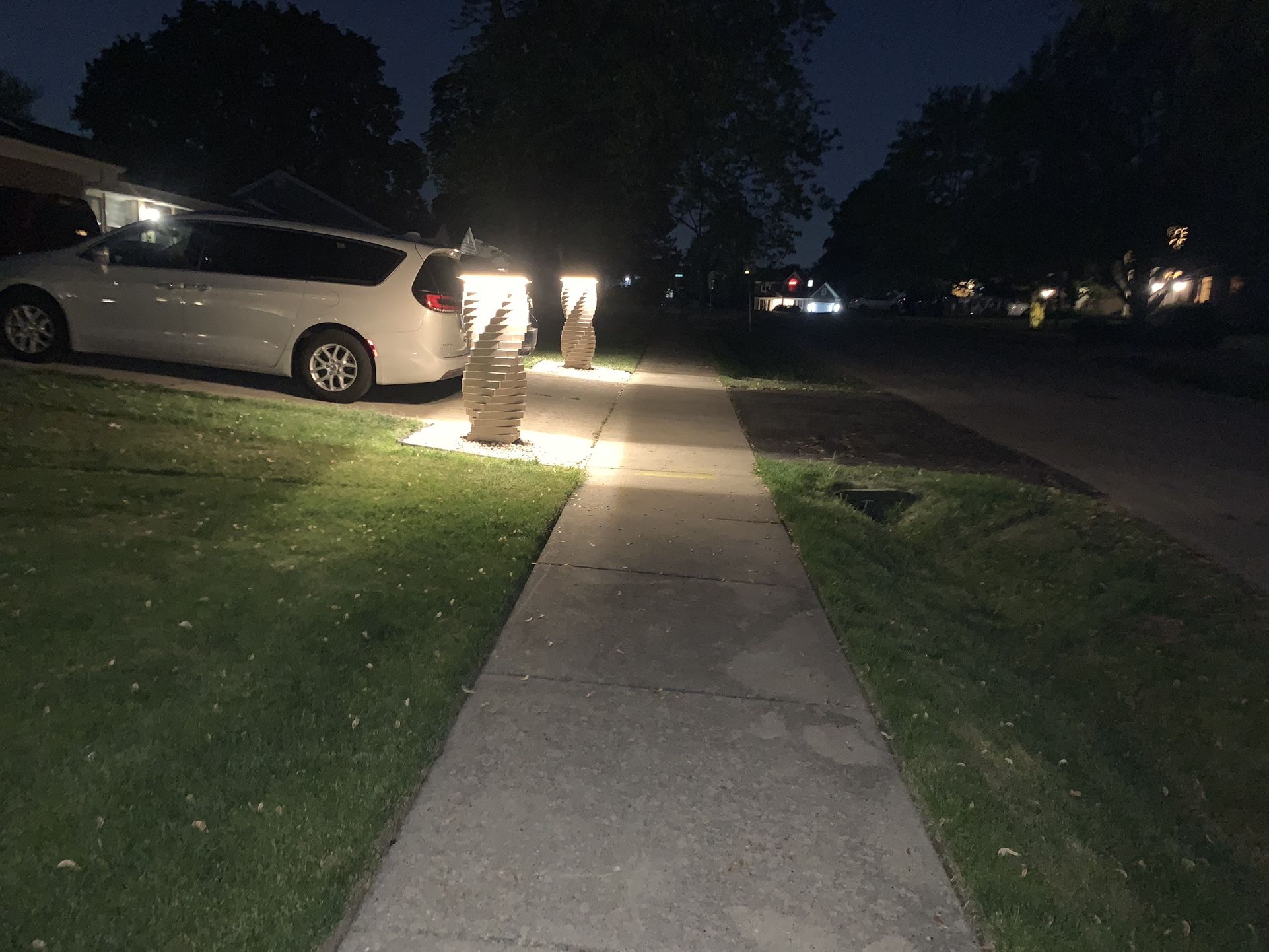 Twisted Brick Columns Mailbox Decorection