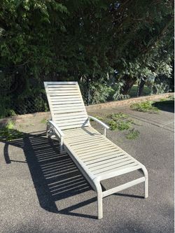 Free Lawn Chairs