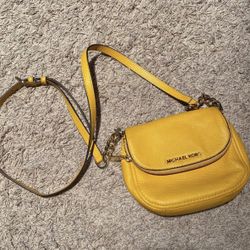 Michael Kors Cross Body Purse 