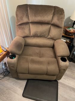 Lift Recliner with Heat and Massage