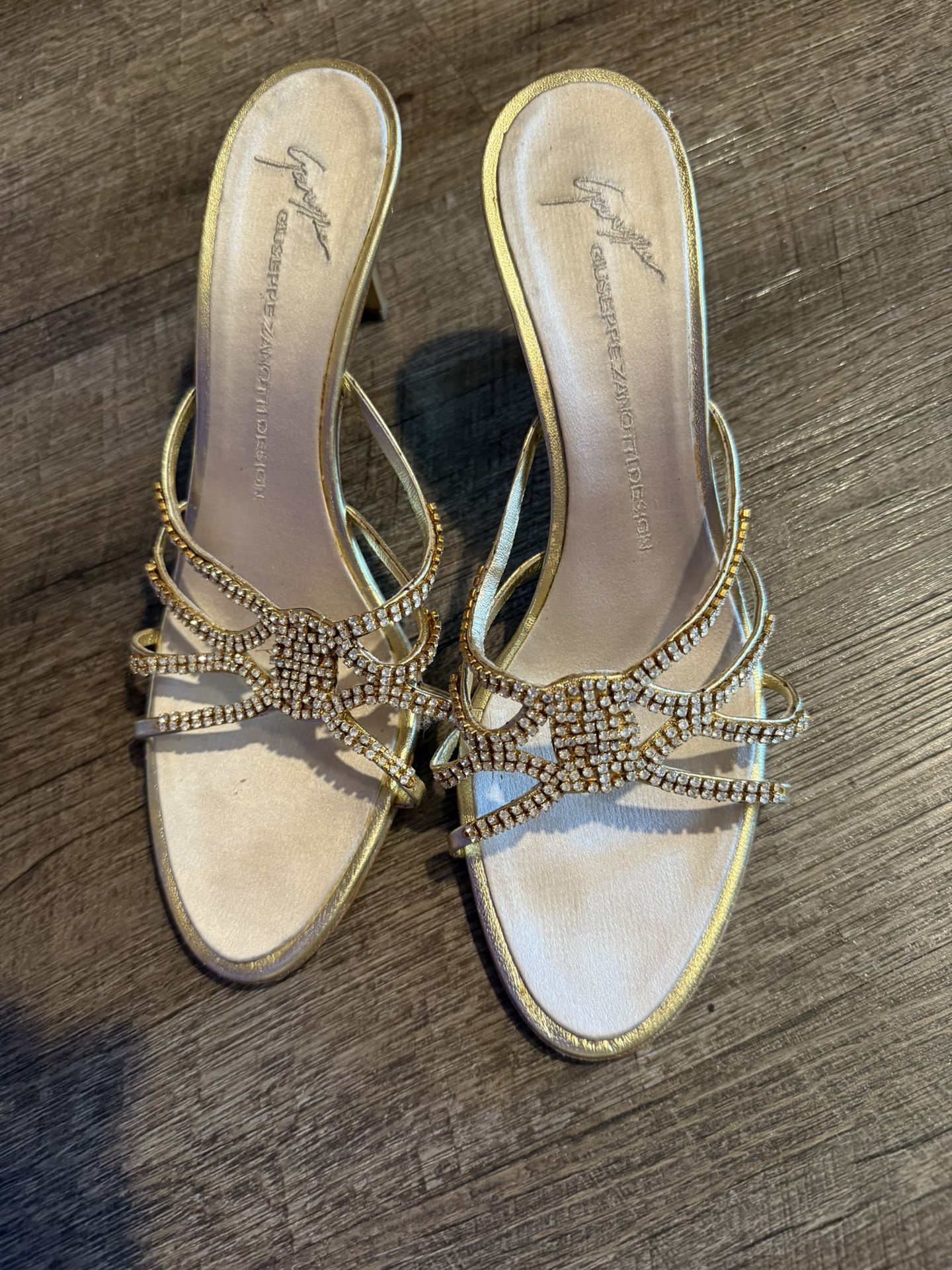 Italian Heels Size 40