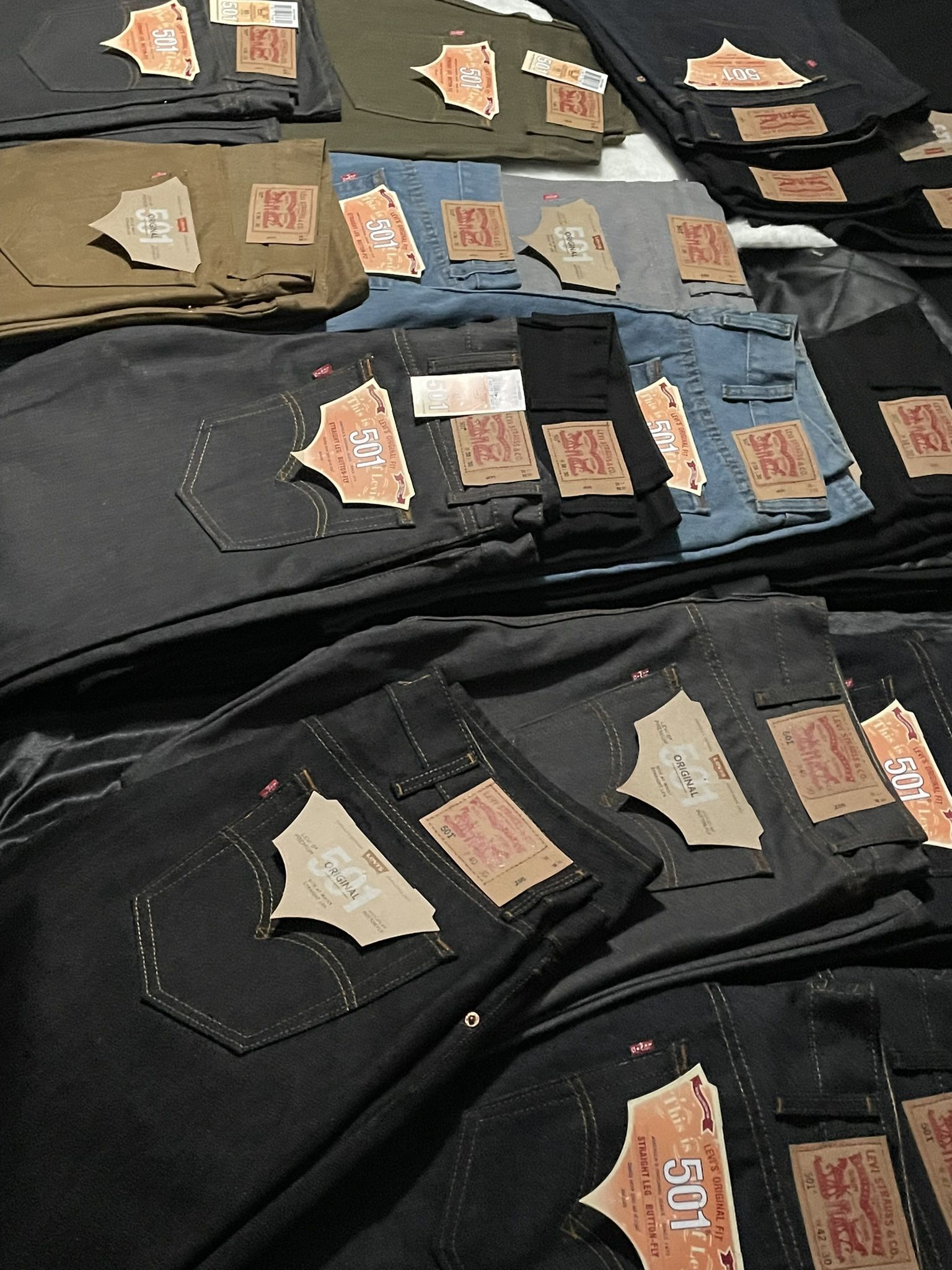 Levis