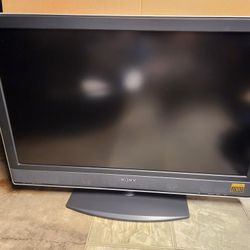 Sony Bravia  Full HD 1080P LCD 40" TV