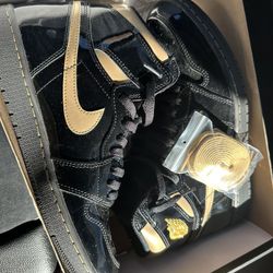 Air Jordan 1’s Black Metallic Gold Sz 11 Obo 