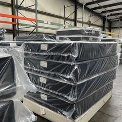 TWIN,FULL,QUEEN AND KING MATTRESS STARTING AT $150‼️A SET BEST PRICE IN TOWN