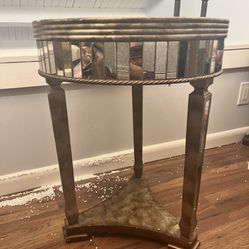 Pretty Mirrored Side Table