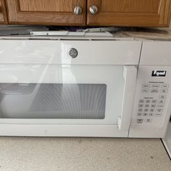GE Over The Range Microwave 