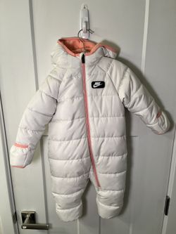 Girls Nike Fleece Lined Snow Suit Size 12 months