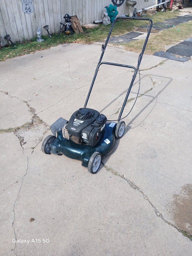 Lawn Mower Is In Very Good Condition