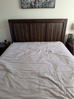 Modus Chalet Queen Bed Frame – Solid Acacia Wood