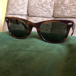 Vintage Ray-Ban Clubmaster Wayfarers From the 80’s