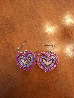 Guess earigs