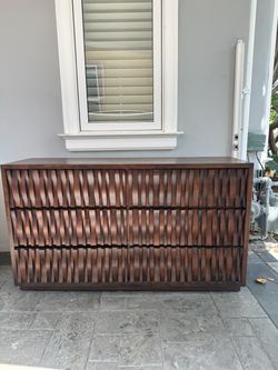 Stunning Mcm Brutalist 6 drawer dresser