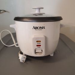 Rice Cooker AROMA