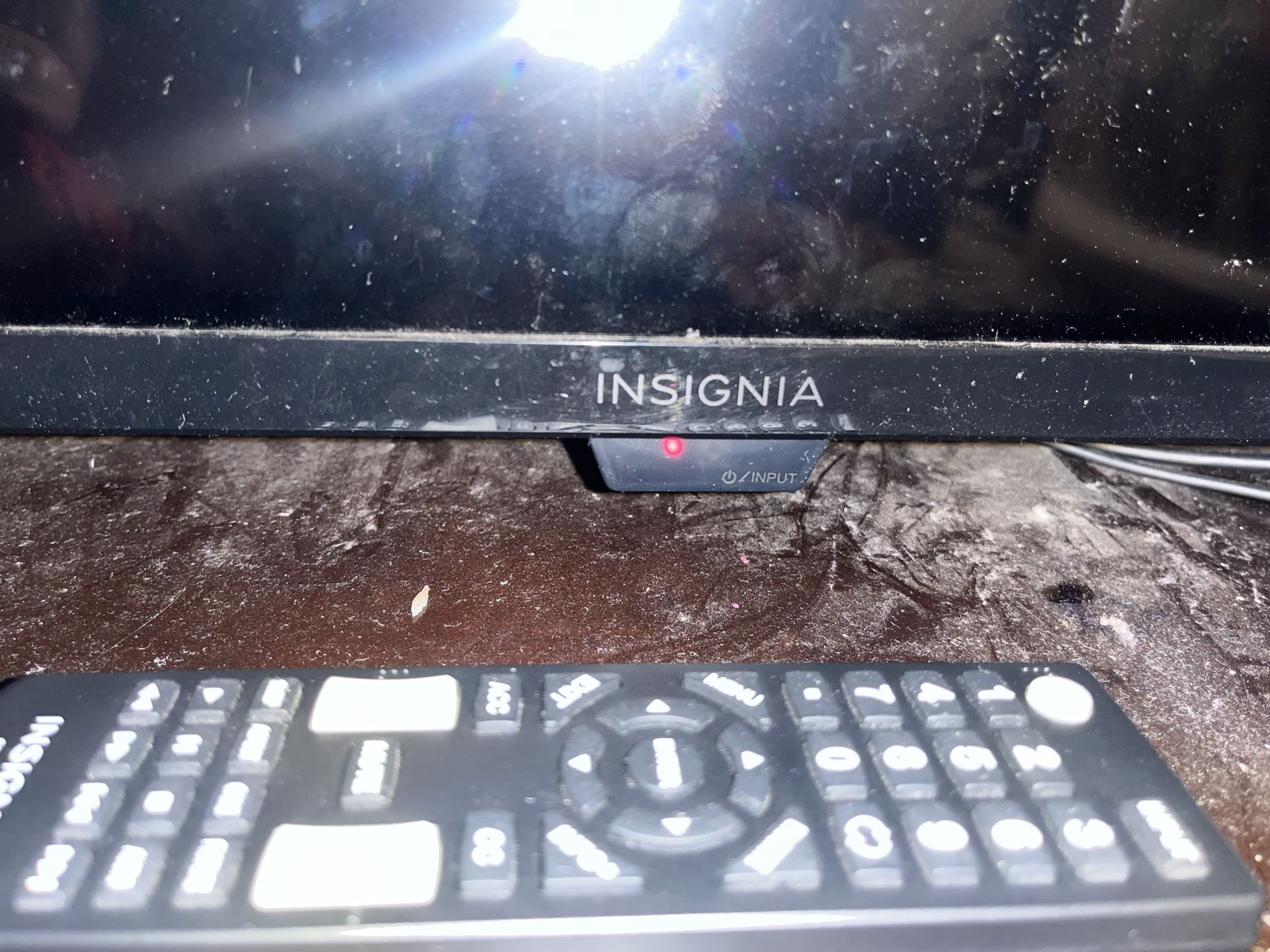 32” Insignia Tv