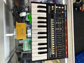 Roland synthesizer