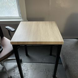 Small desk/table