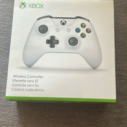 Empty White And Green Xbox Remote Wireless Controller Retail Box