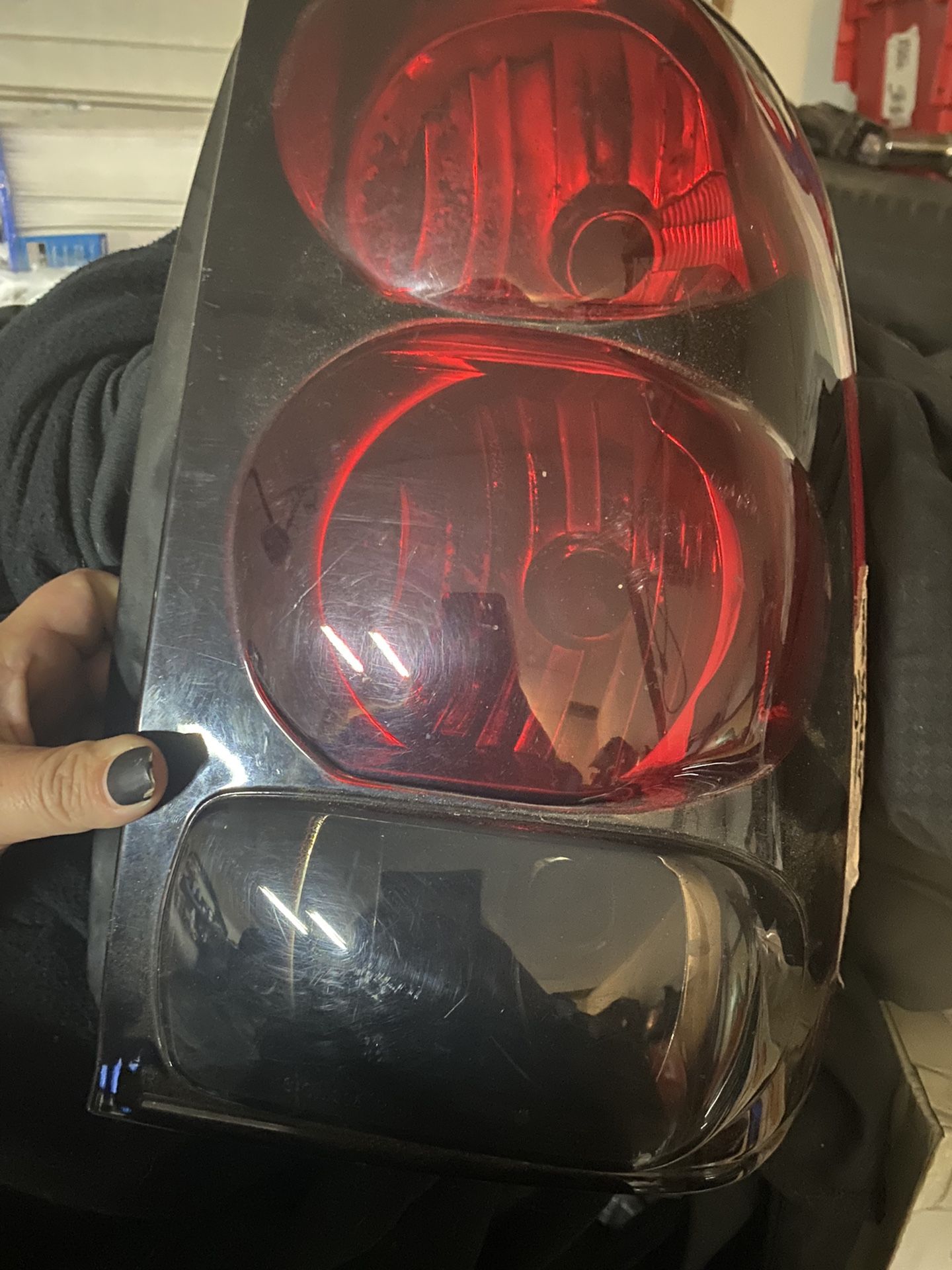 06 Trail Blazer Tail Light