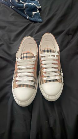 Burberry shoes
