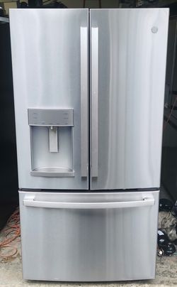 GE profile Refrigerator  Counter depth