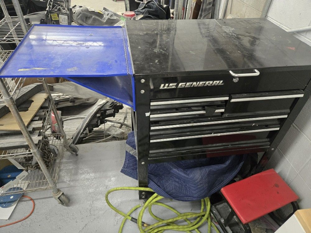 U.S GENERAL TOOL CART. GREAT CONDITION.