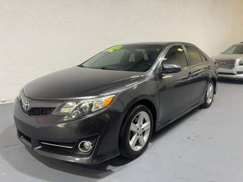 2014 Toyota Camry SE Sport for Sale in Fort Lauderdale, FL - OfferUp