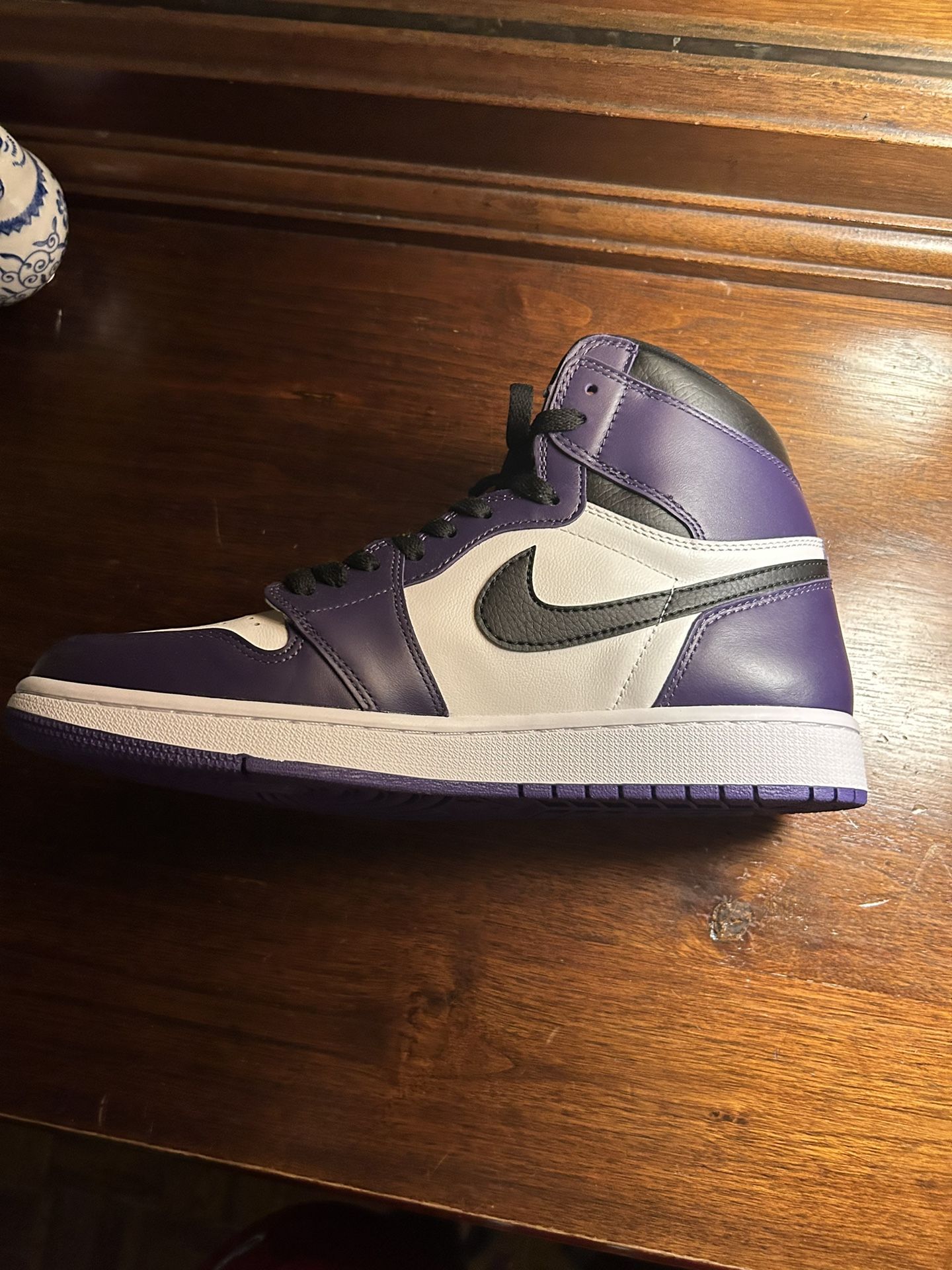 Jordan 1 high Court purple