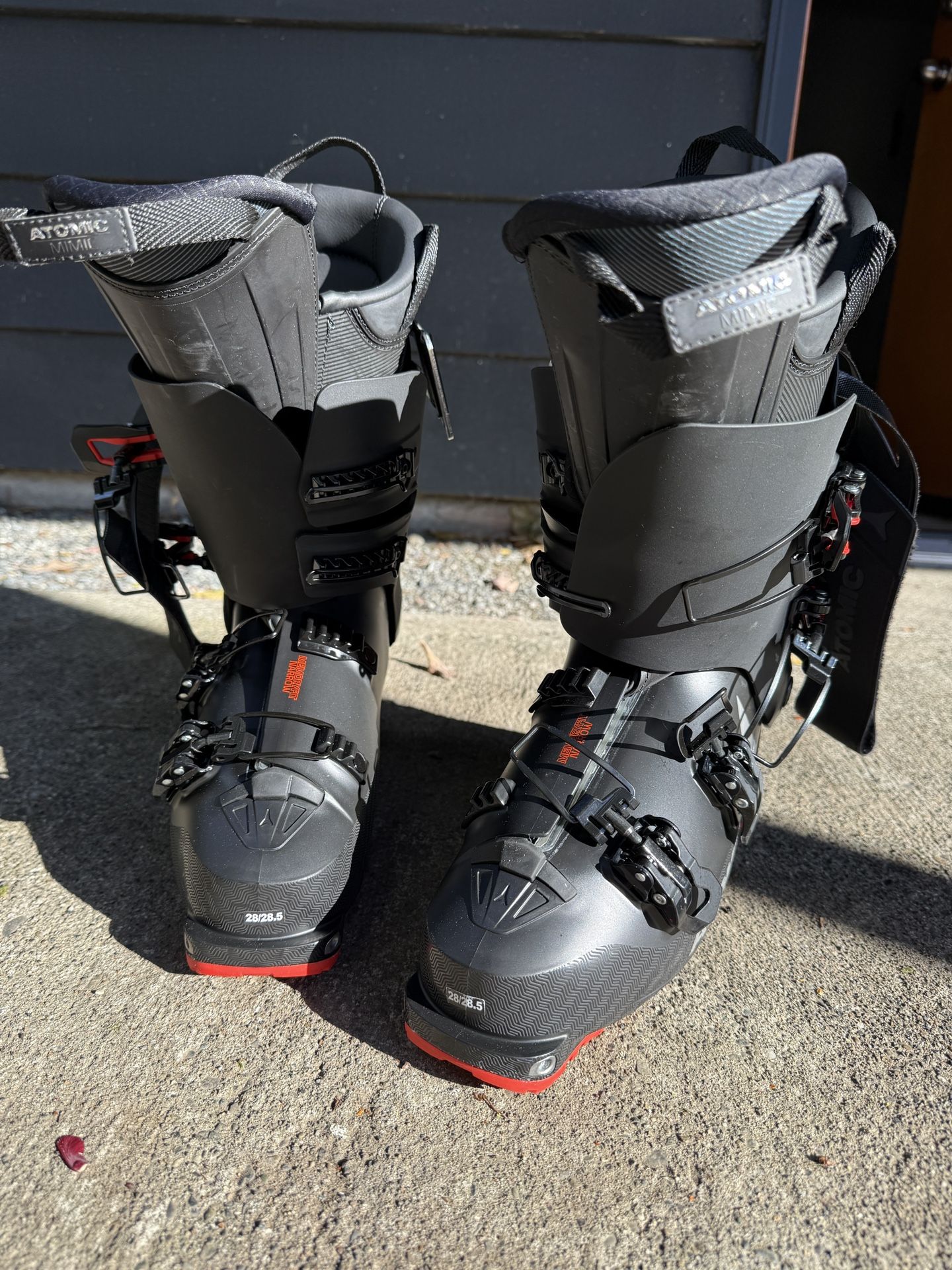 Atomic Hawx Ultra XTD 120 Alpine Touring Ski Boots 2022 - NEVER USED!