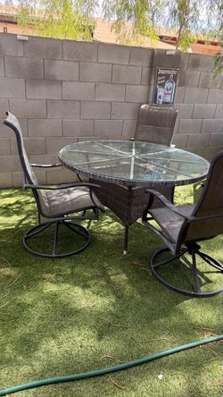 Outdoor Patio Dining Set with Glass Table