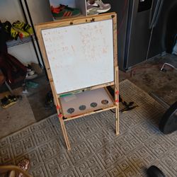 Free Easel 