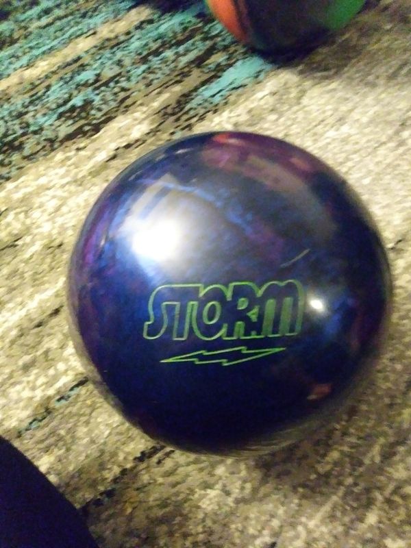 Storm hy_road bowling ball 14_16 Lbs for Sale in Lakeside, CA OfferUp