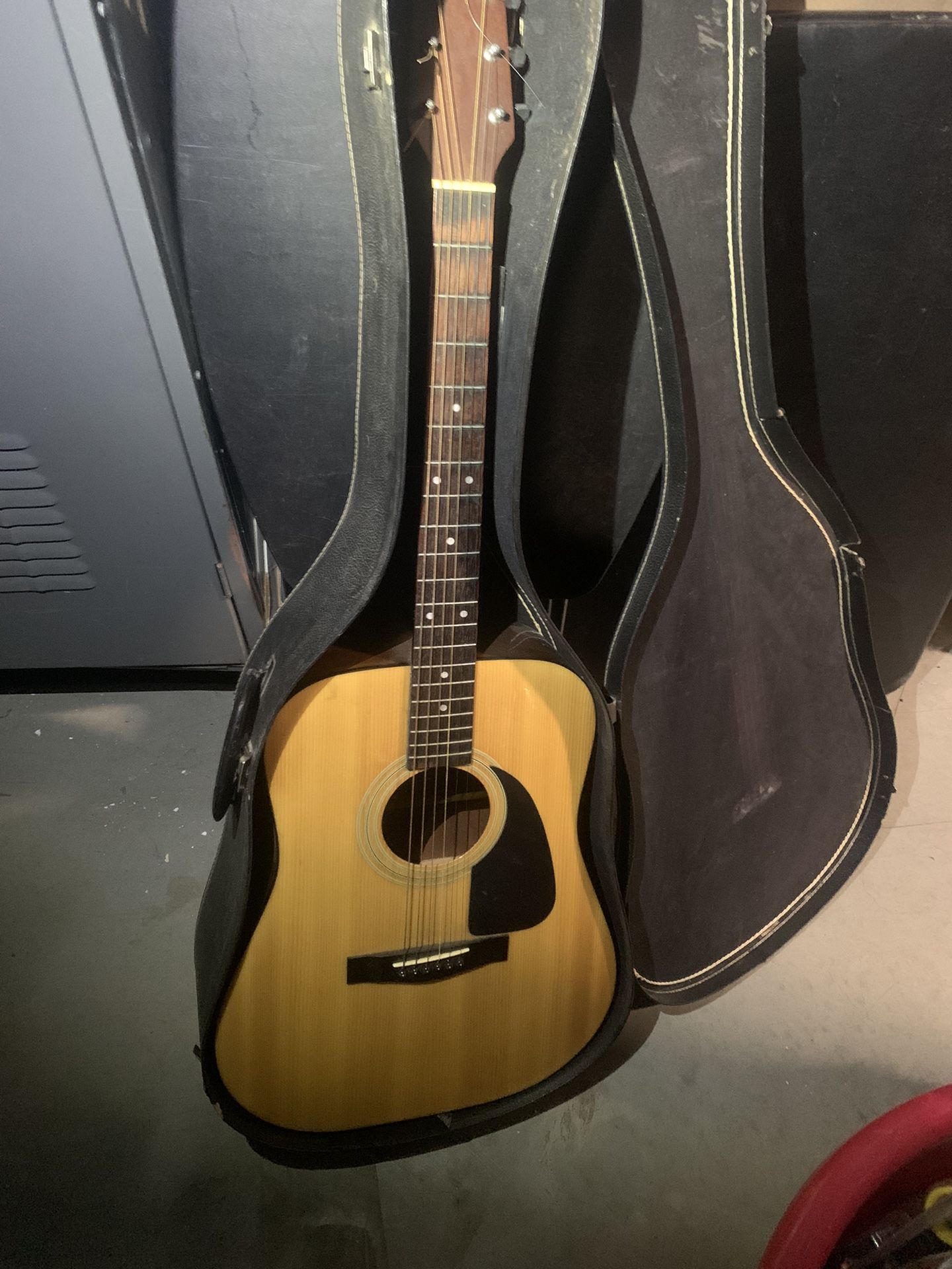 Fender Acoustic Guitar 