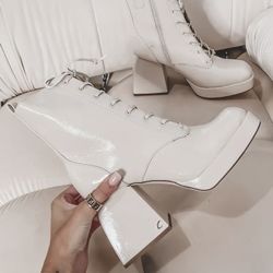 SAM EDELMAN Nude Shiny Patent Leather Karter Lace Up Platform Chunky Ankle Boots