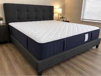 Queen Size Sterns &amp; Foster Estate Mattress With Box Spring