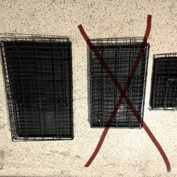 Dog Kennels/crates 2 Different Sizes Available 