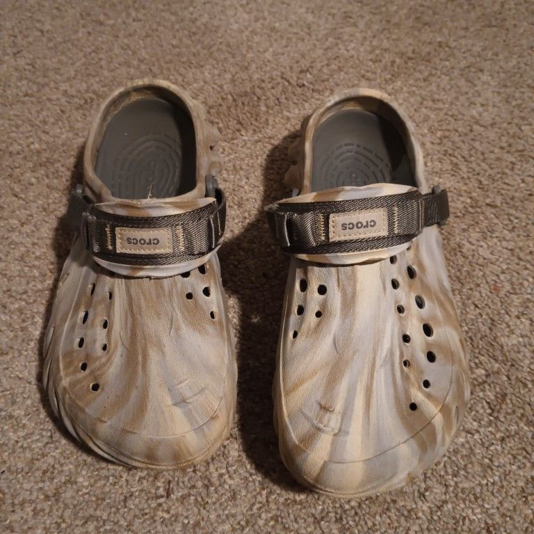 Crocs Men's 8 Women's 10