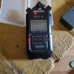 Zoom H4n Pro
