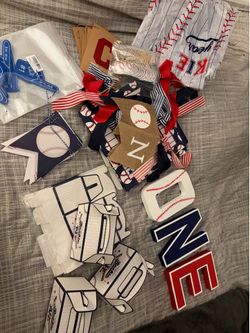 Baseball birthday decorations