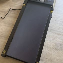 Deer Run Portable Treadmill With Remote 