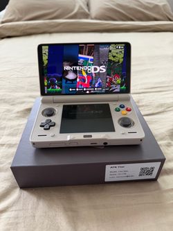 AYN Thor Max Rainbow 16GB Ram 1TB UFS 4.0