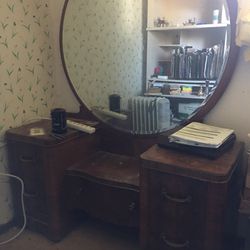 Vintage Vanity, Dresser And Night Tables