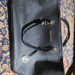 Authentic MICHAEL KORS BAG