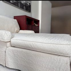 Robb & Stucky Chaise 