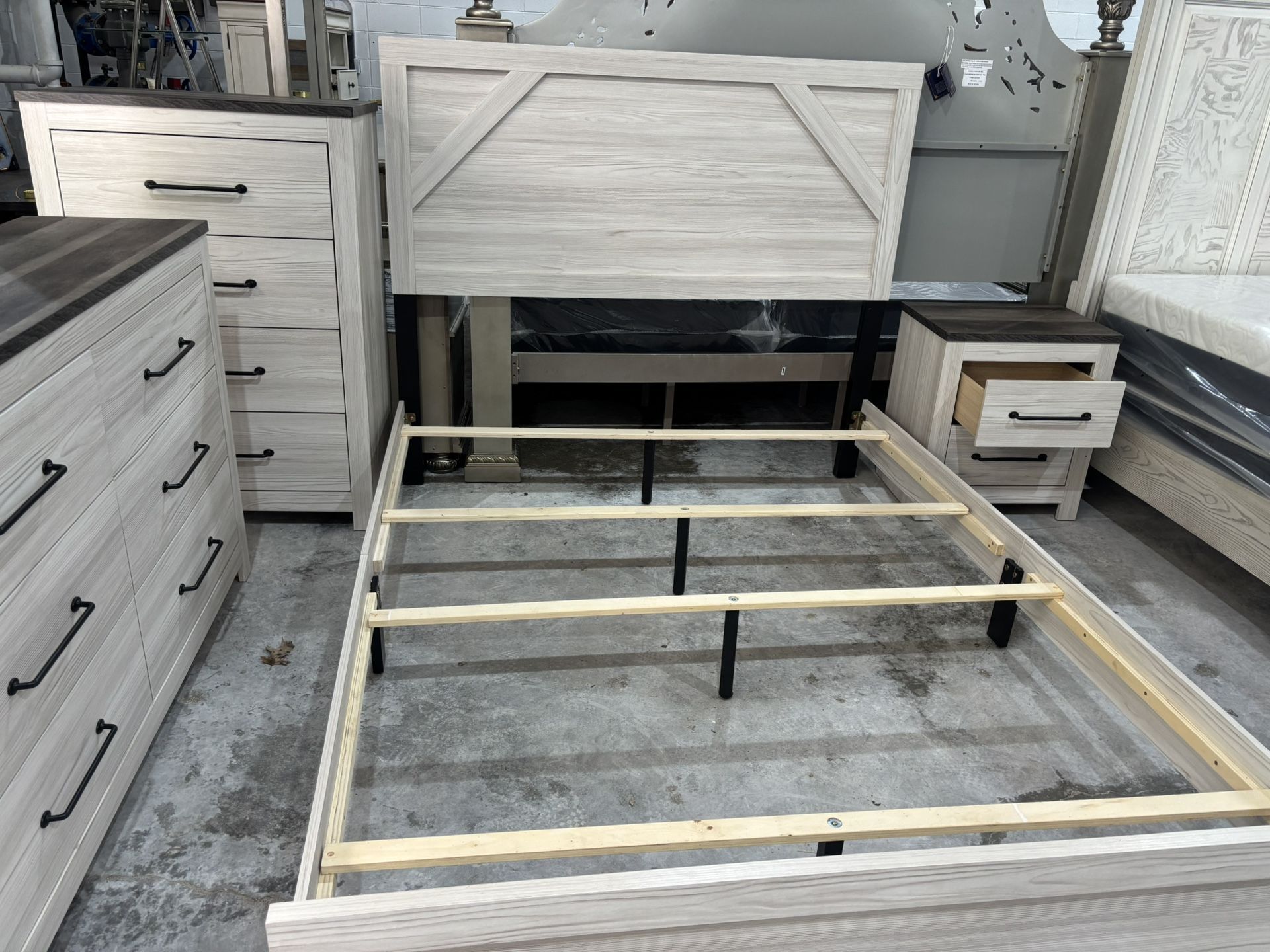 Queen Bedroom Set