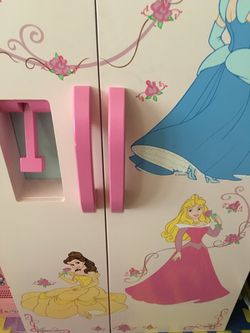 Disney Princess Kitchen Set, Sink,stove and refrigerator for Sale in  Encinitas, CA - OfferUp