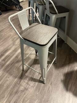 Set of 4 barstools